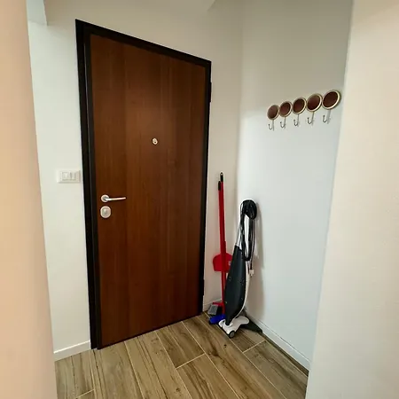 Moderna Ed Elegante Residenza Nel Centro Di Pavia Apartment Exterior photo