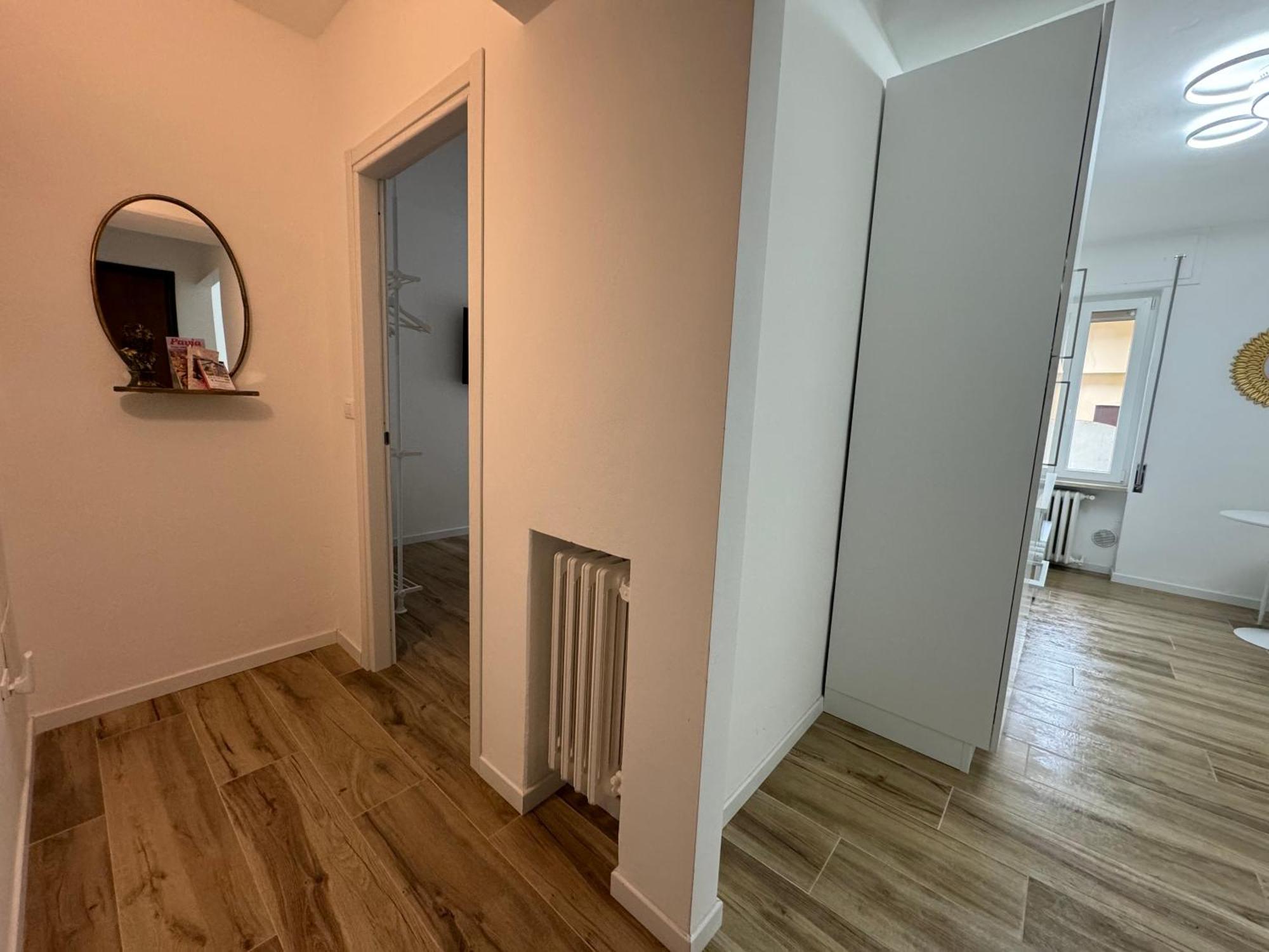 Moderna Ed Elegante Residenza Nel Centro Di Apartment Pavia