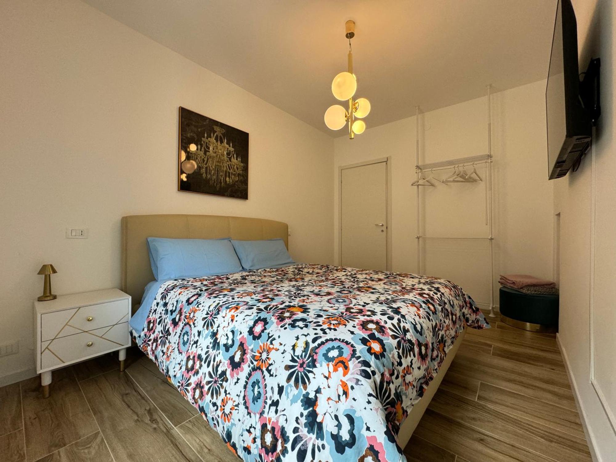 Moderna Ed Elegante Residenza Nel Centro Di Apartment *